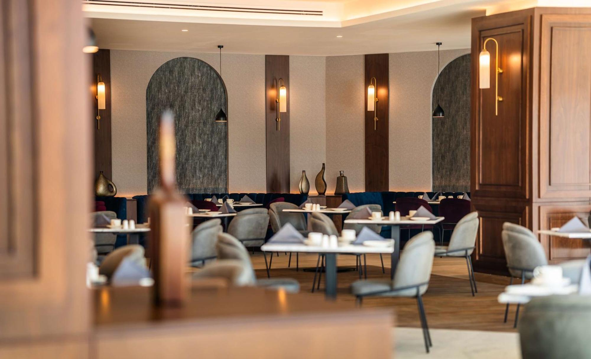 Radisson Blu Hotel, Amman Galleria Mall Eksteriør billede The restaurant