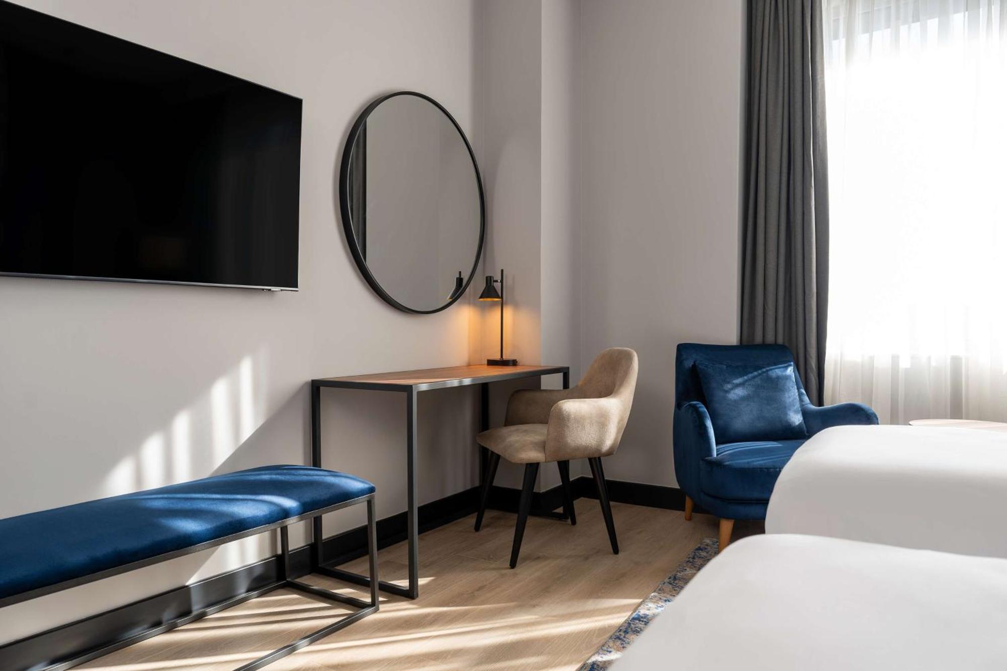 Radisson Blu Hotel, Amman Galleria Mall Eksteriør billede A room at the hotel