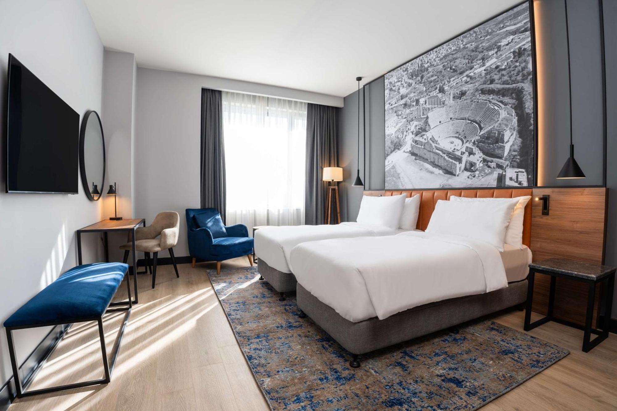 Radisson Blu Hotel, Amman Galleria Mall Eksteriør billede Deluxe room