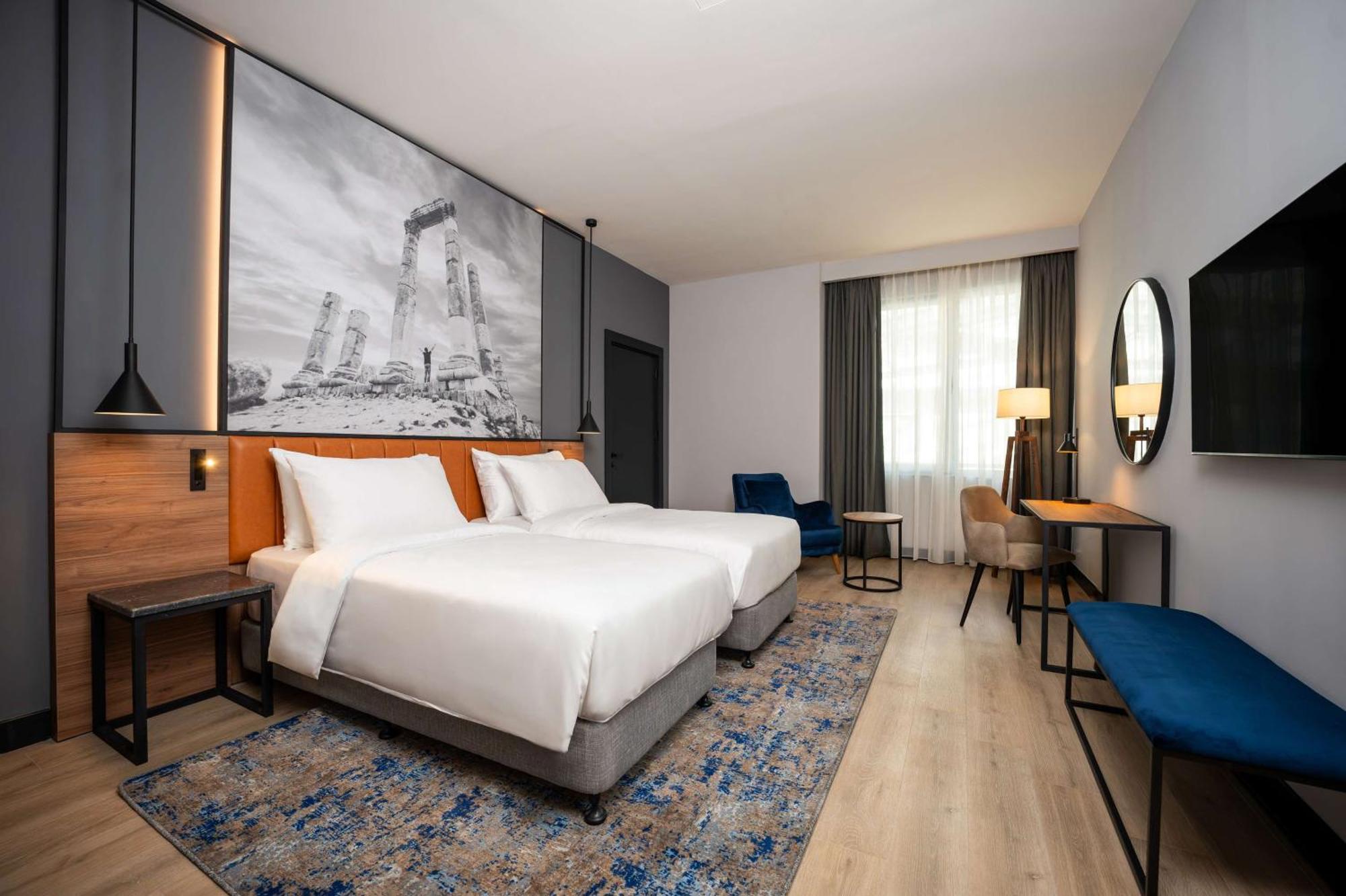 Radisson Blu Hotel, Amman Galleria Mall Eksteriør billede Deluxe room