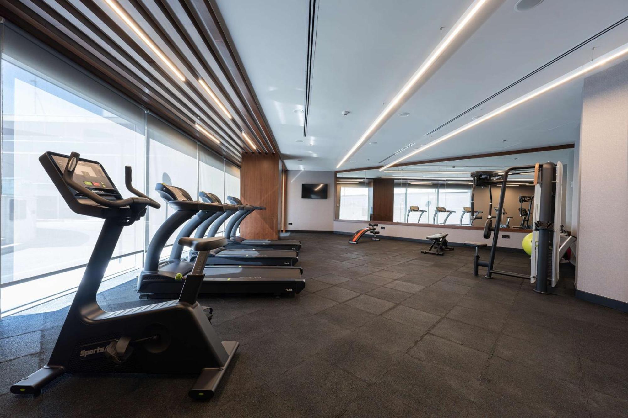 Radisson Blu Hotel, Amman Galleria Mall Eksteriør billede The gym at the hotel