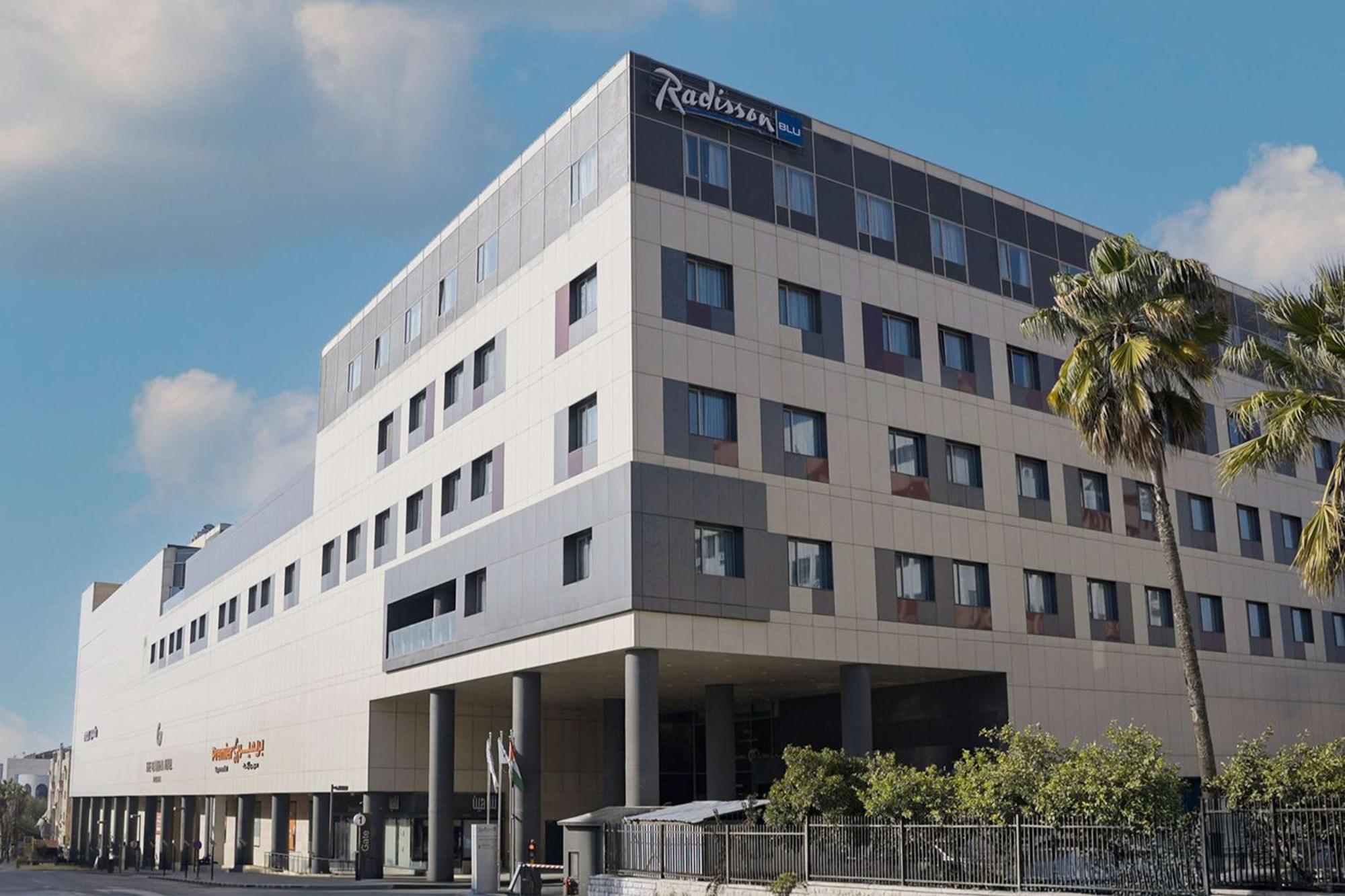Radisson Blu Hotel, Amman Galleria Mall Eksteriør billede Radisson Blu Hotel, Cape Town